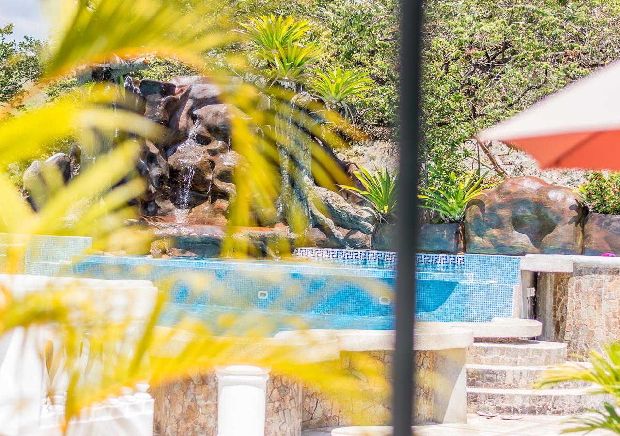 Hotel Le Priss มานูเอล อันโตนิโอ ภายนอก รูปภาพ